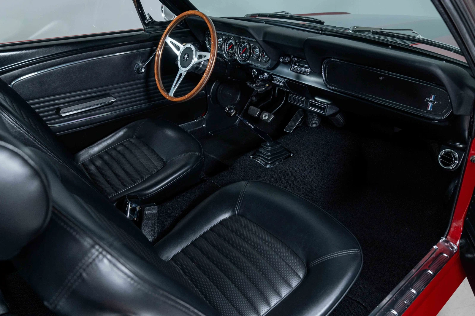 1965 Ford Mustang Restomod (1st Generation), 16/30