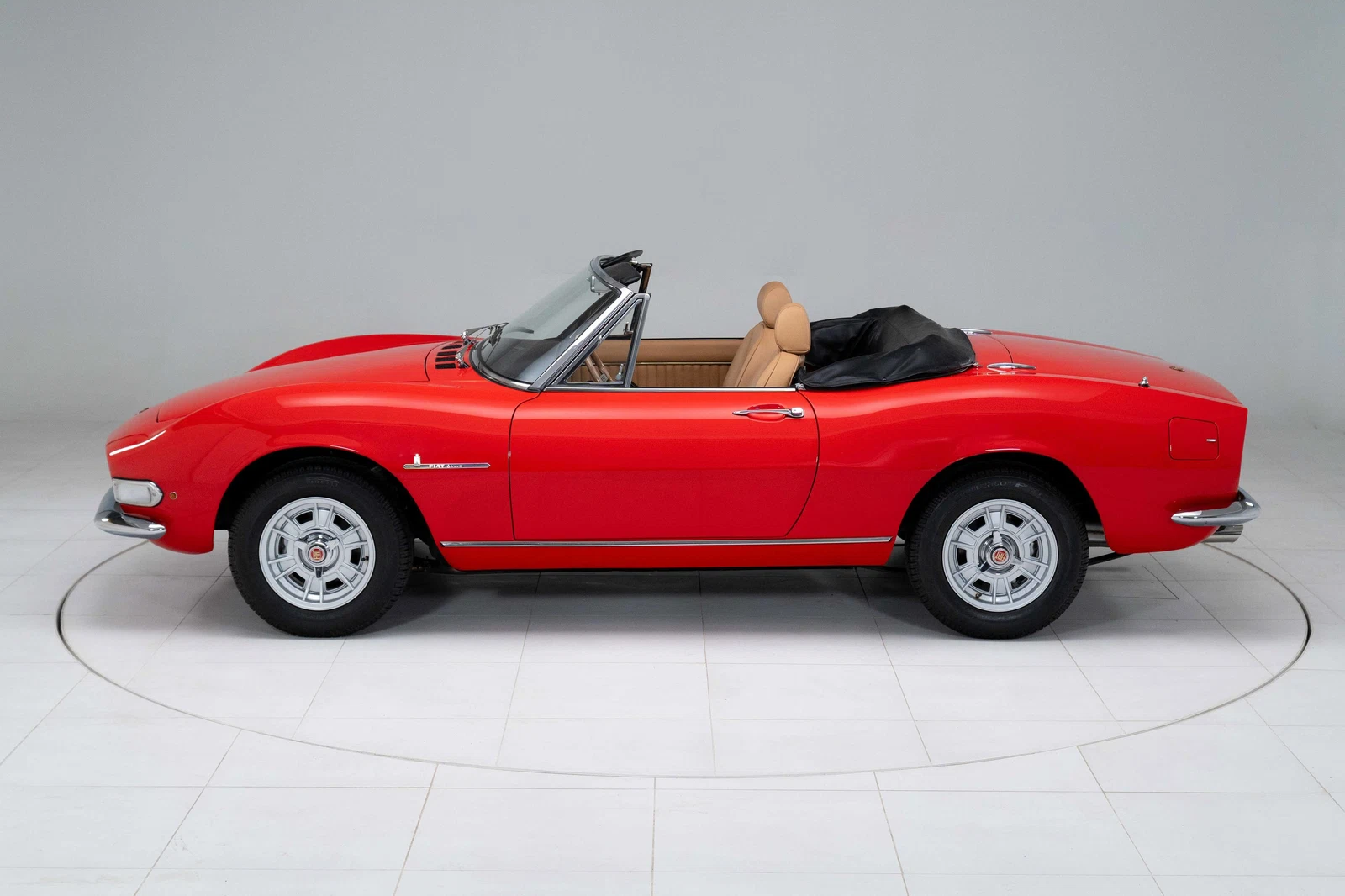 1967 Fiat Dino Spider, 6/30