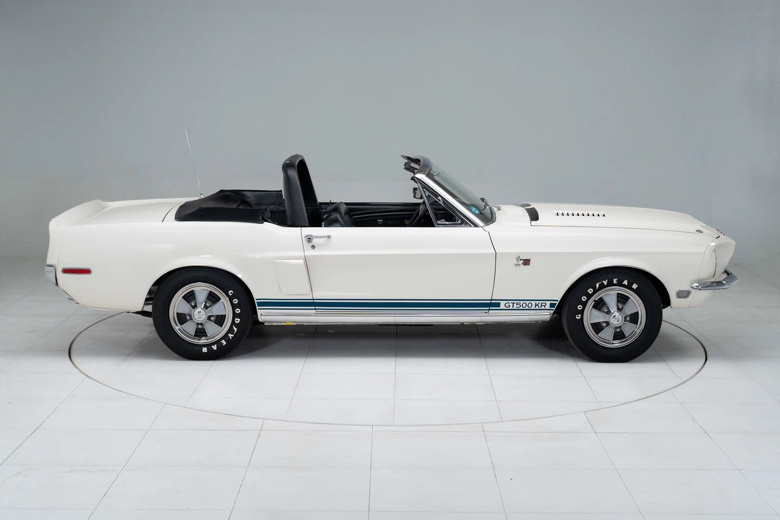 1968 Shelby Mustang GT500KR Convertible (1st Generation), 2/30