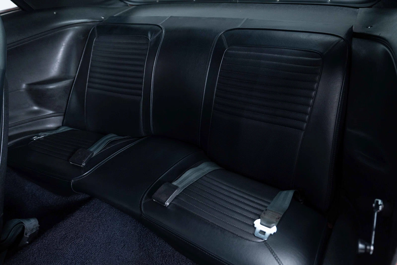 1970 Plymouth Cuda HEMI (3rd Generation), 27/30