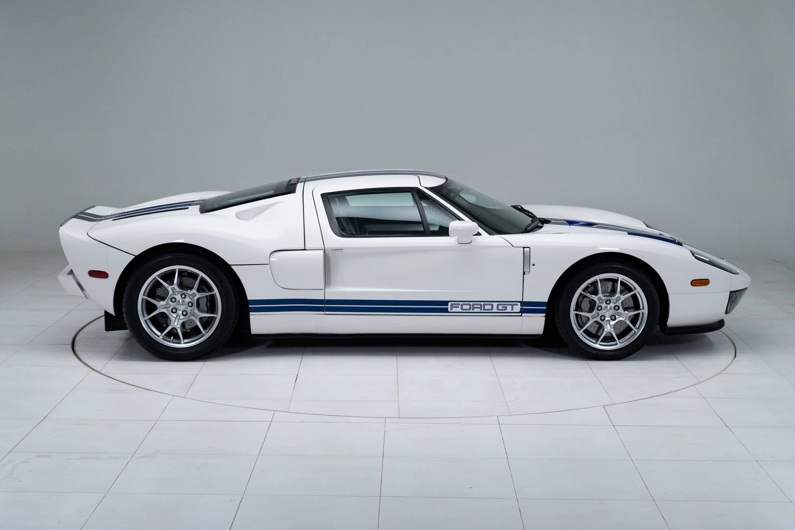 2005 Ford GT (1st Generation), 2/30