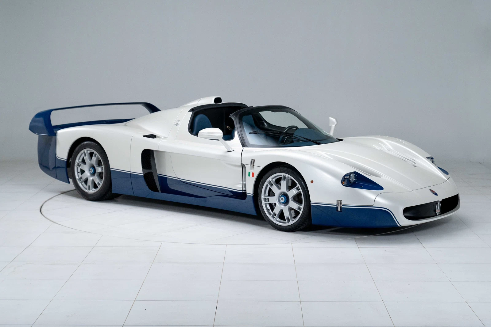 2005 Maserati MC12, 9/30