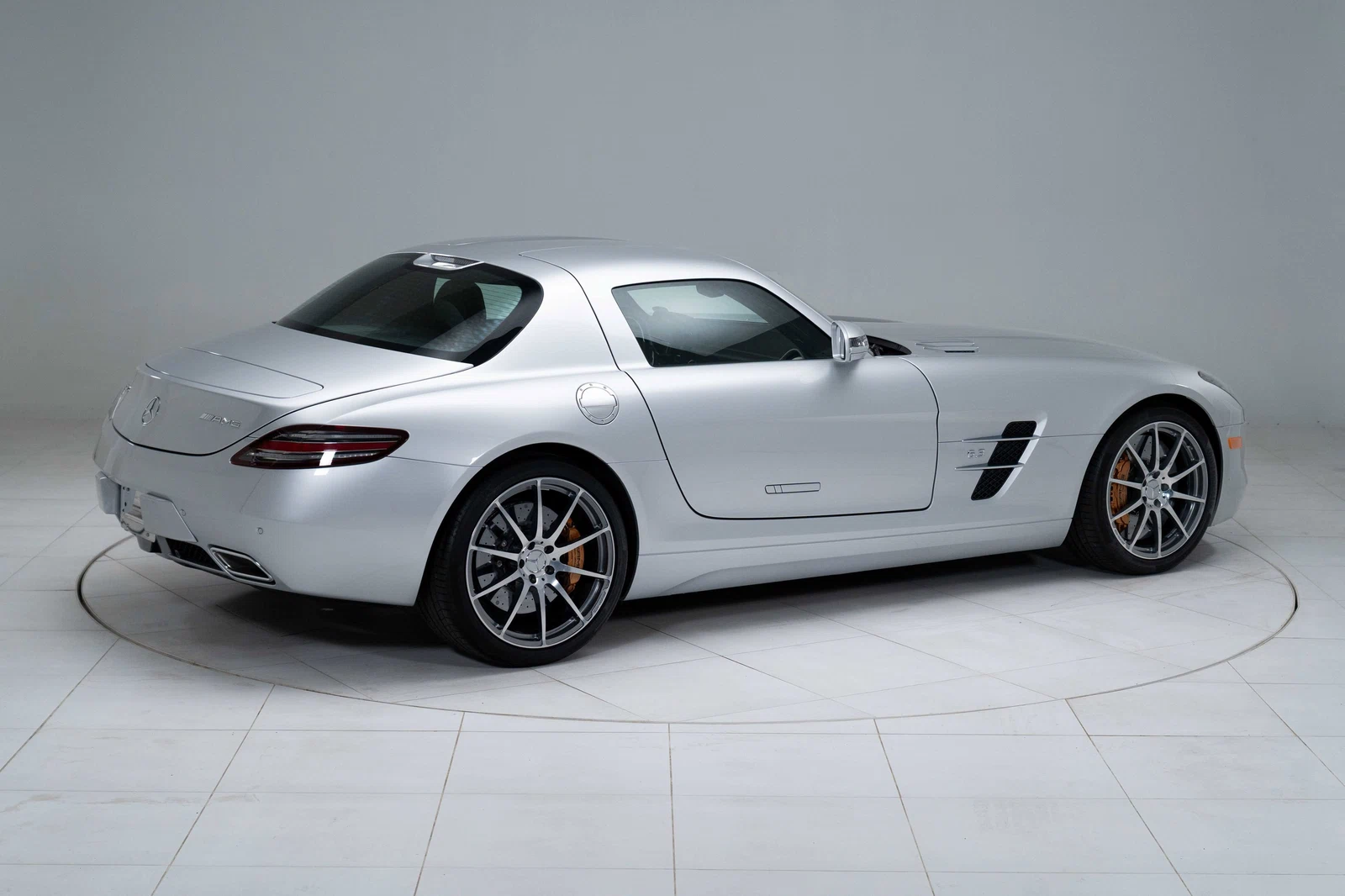 2011 Mercedes-Benz SLS AMG Coupé, 3/30