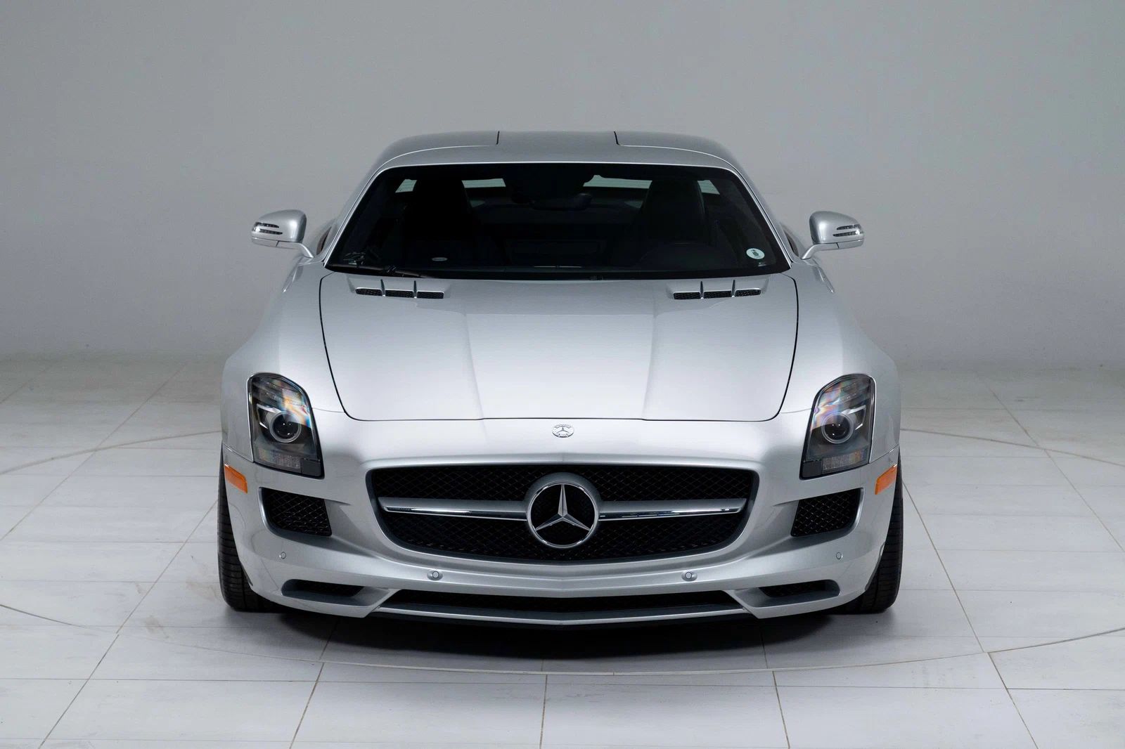 2011 Mercedes-Benz SLS AMG Coupé, 8/30