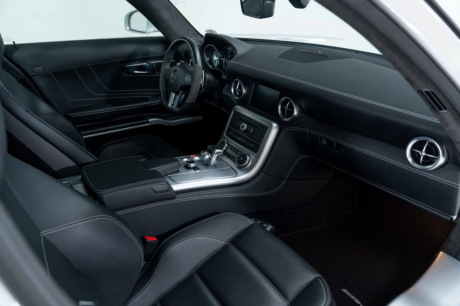 2011 Mercedes-Benz SLS AMG Coupé, 27/30
