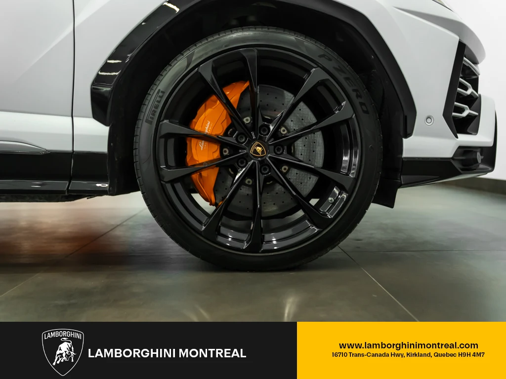 2019 Lamborghini Urus, 8/23