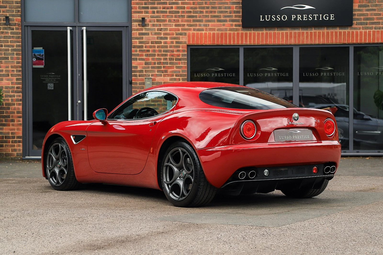 Alfa Romeo 8C Competizione, 6/10