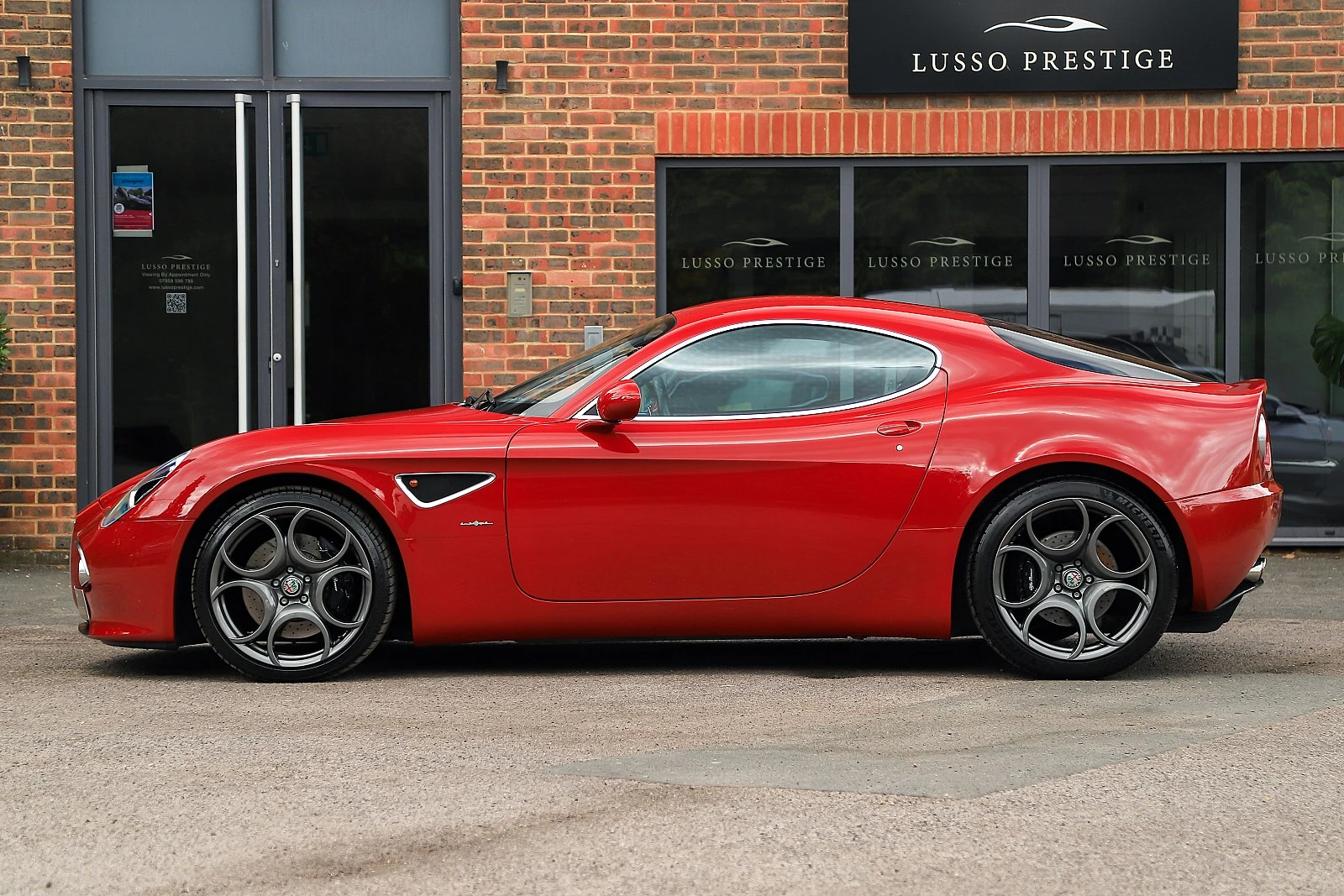 Alfa Romeo 8C Competizione, 7/10