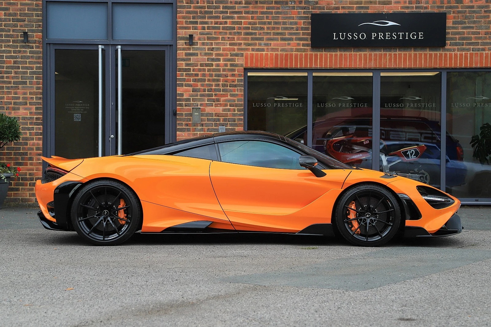 McLaren 765LT, 5/10