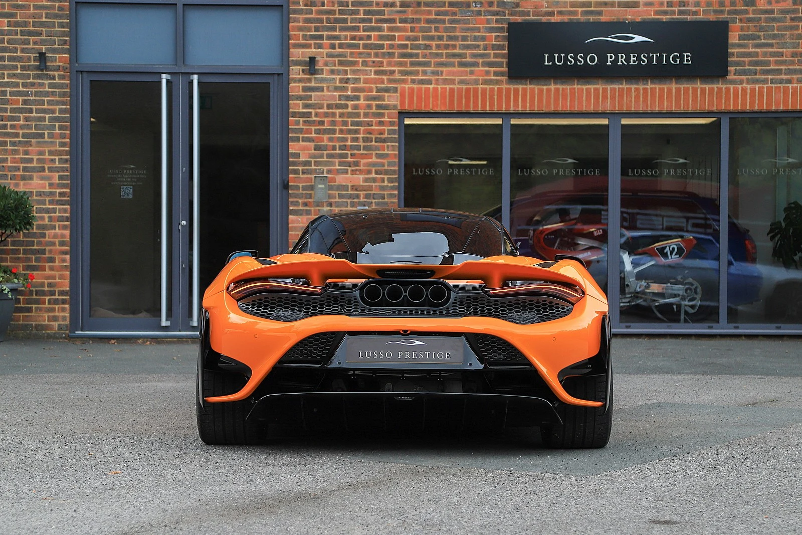 McLaren 765LT, 8/10