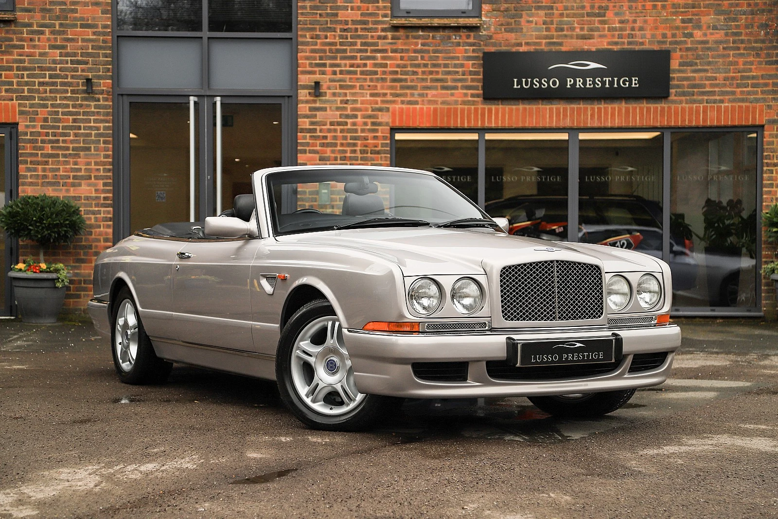 Bentley Azure Mulliner, 3/10