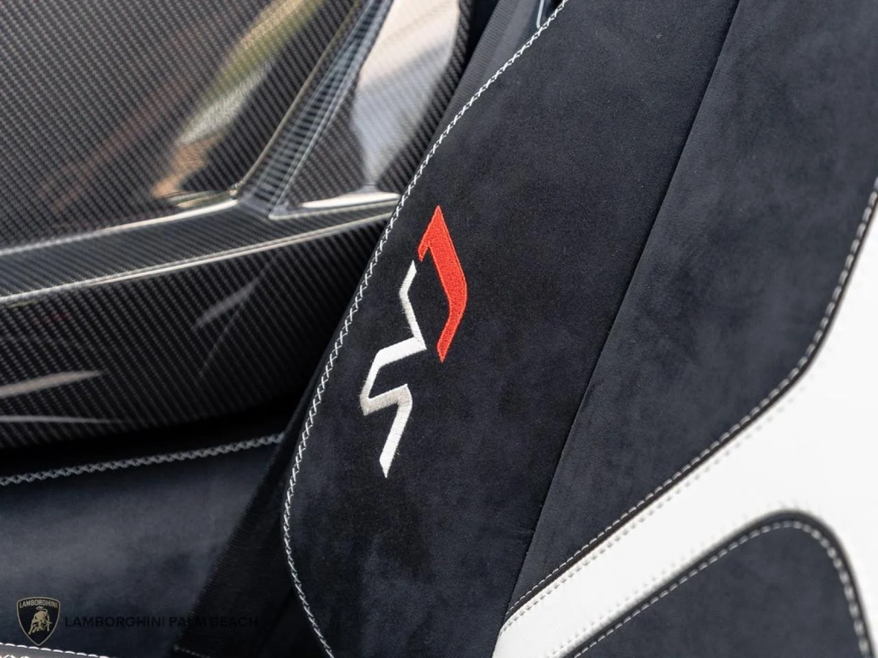2021 Lamborghini Aventador SVJ Roadster, 24/30