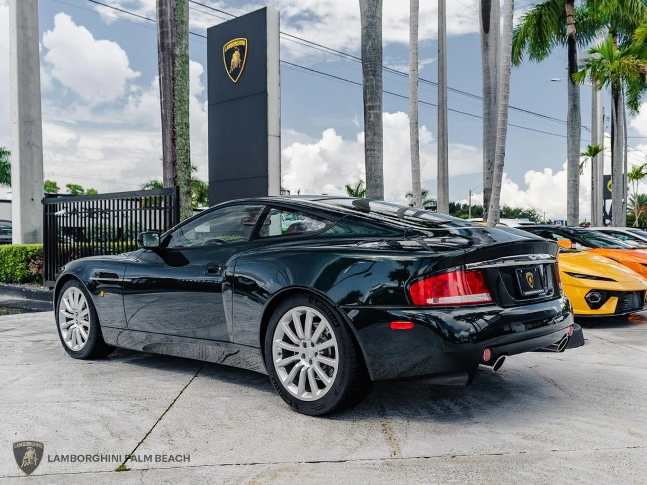 2003 Aston Martin Vanquish, 2/30