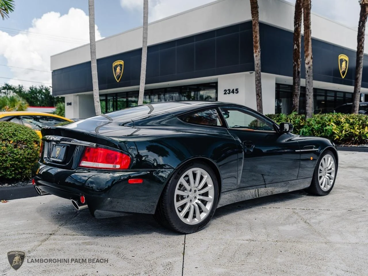 2003 Aston Martin Vanquish, 4/30
