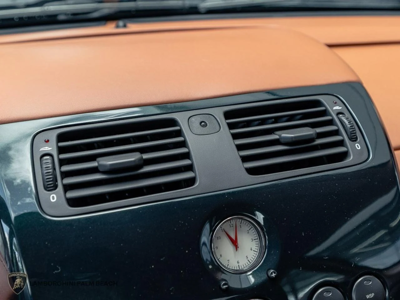 2003 Aston Martin Vanquish, 13/30
