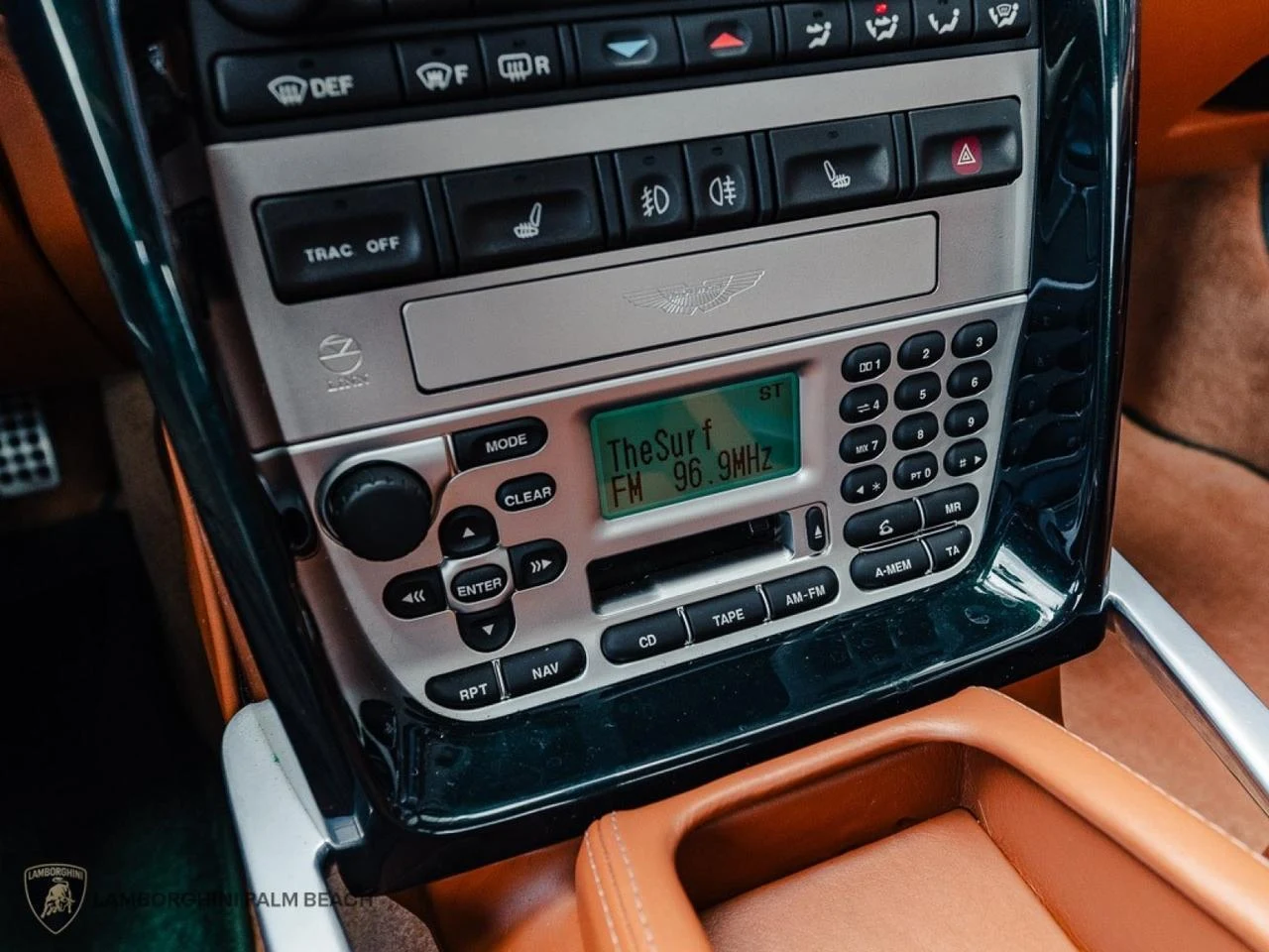 2003 Aston Martin Vanquish, 14/30