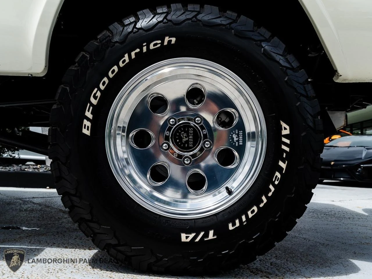 1975 Ford Bronco, 28/30