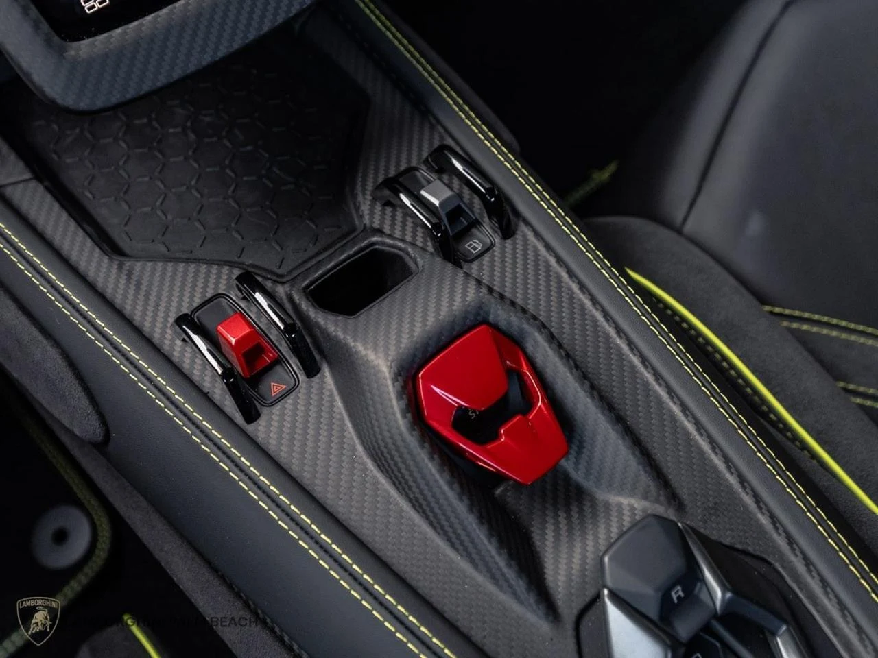 2025 Lamborghini Revuelto, 19/30