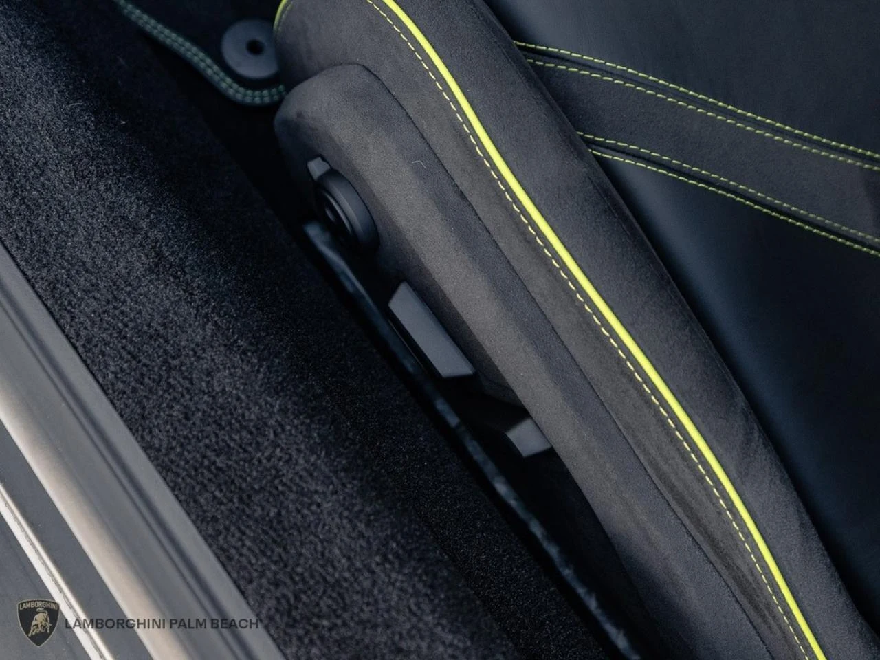 2025 Lamborghini Revuelto, 27/30