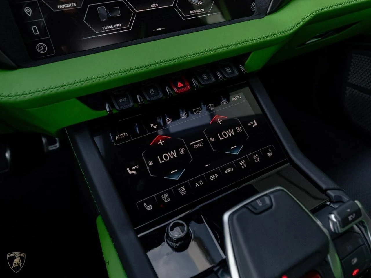 2025 Lamborghini Urus SE, 14/30