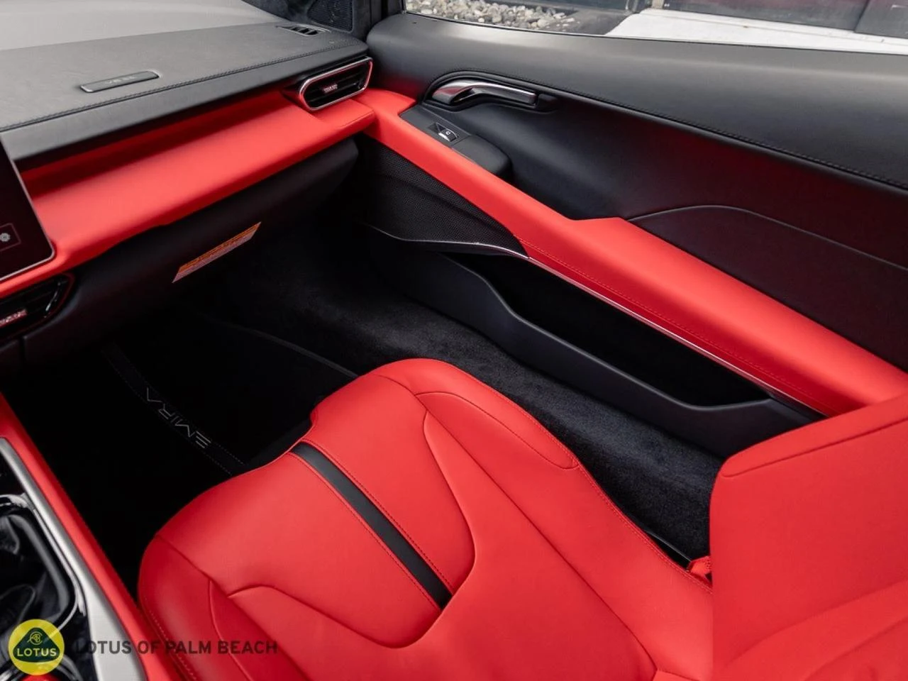 2026 Lotus Emira V6 SE, 9/28