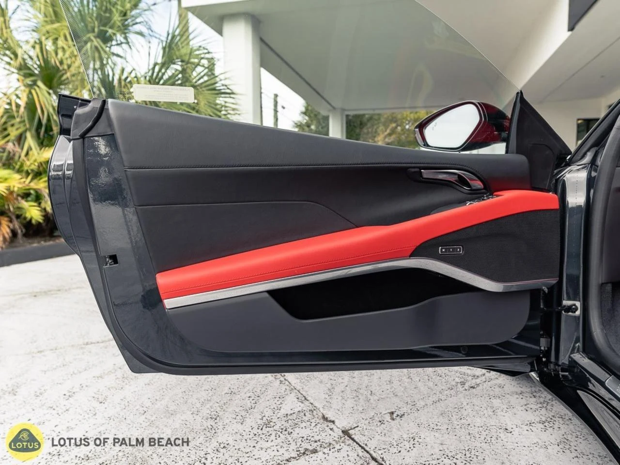 2026 Lotus Emira V6 SE, 24/28