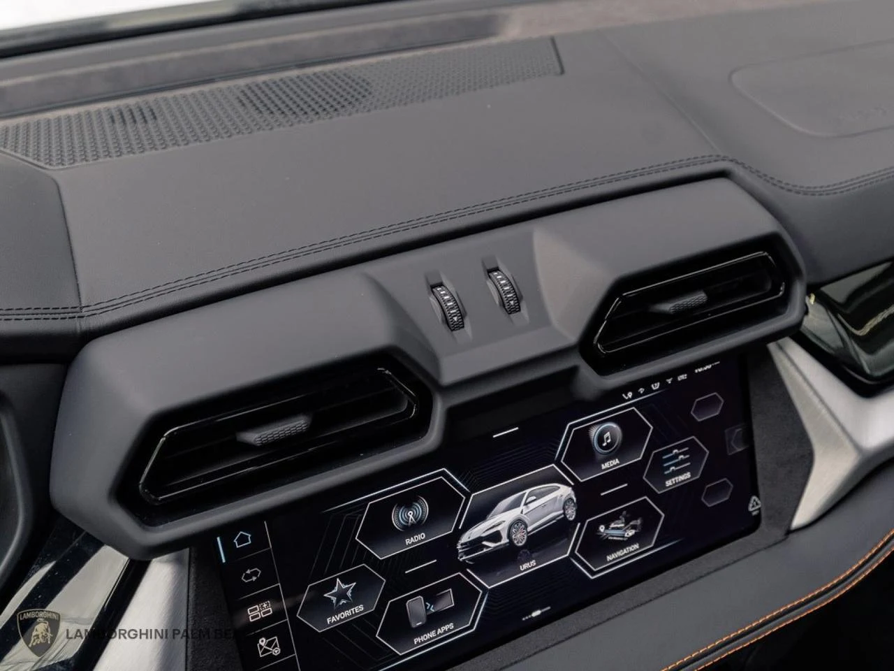 2026 Lamborghini Urus SE, 16/27