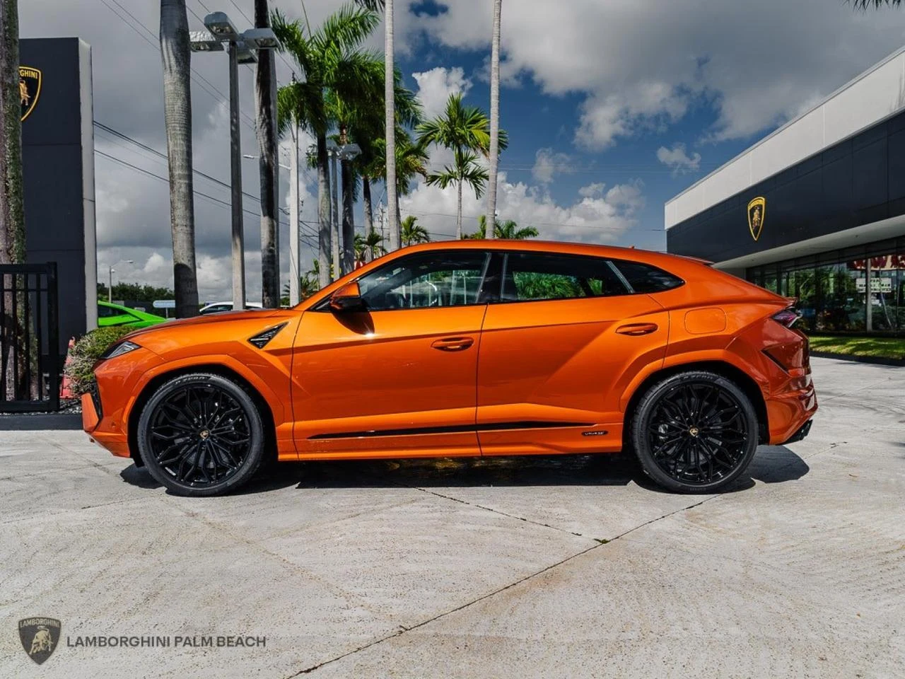 2026 Lamborghini Urus SE, 2/22