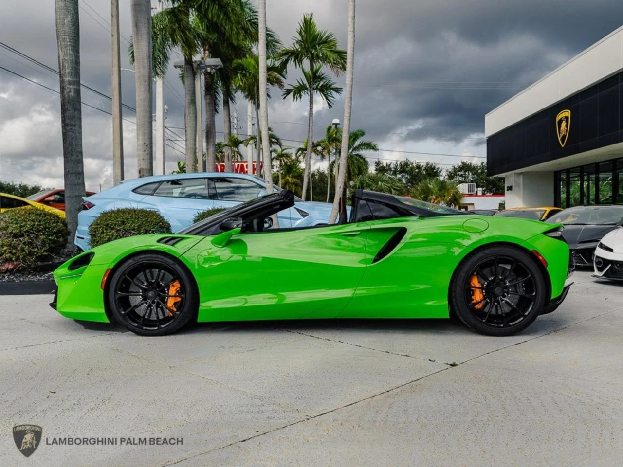 2025 McLaren Artura Spider for sale, exterior, Green
