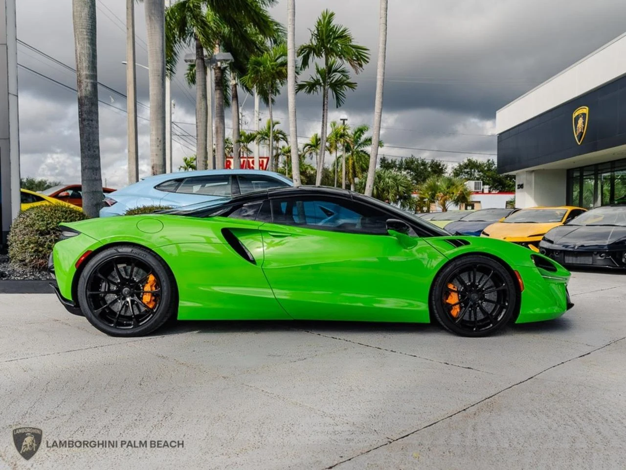2025 McLaren Artura Spider for sale, exterior, Green