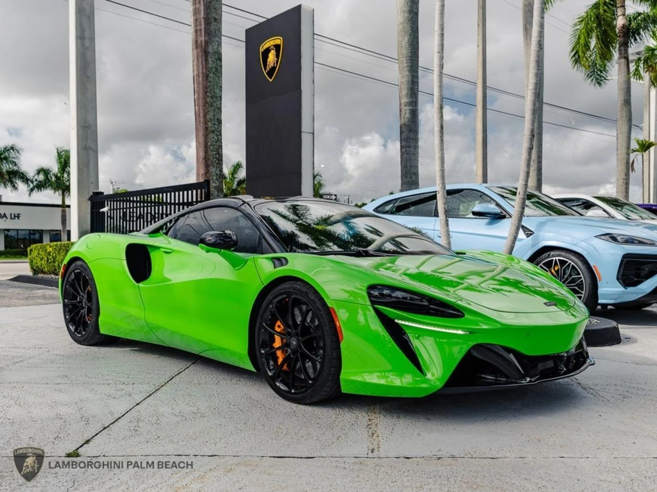 2025 McLaren Artura Spider for sale, photo 9 of 30
