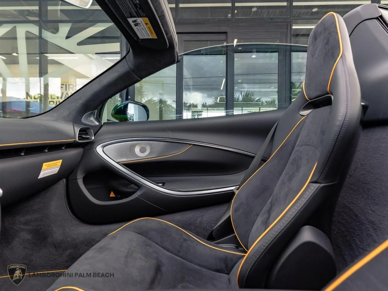 2025 McLaren Artura Spider interior, seats