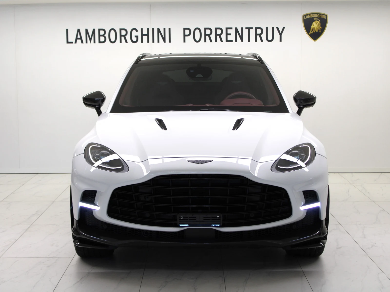 Aston Martin DBX 707, 4/7