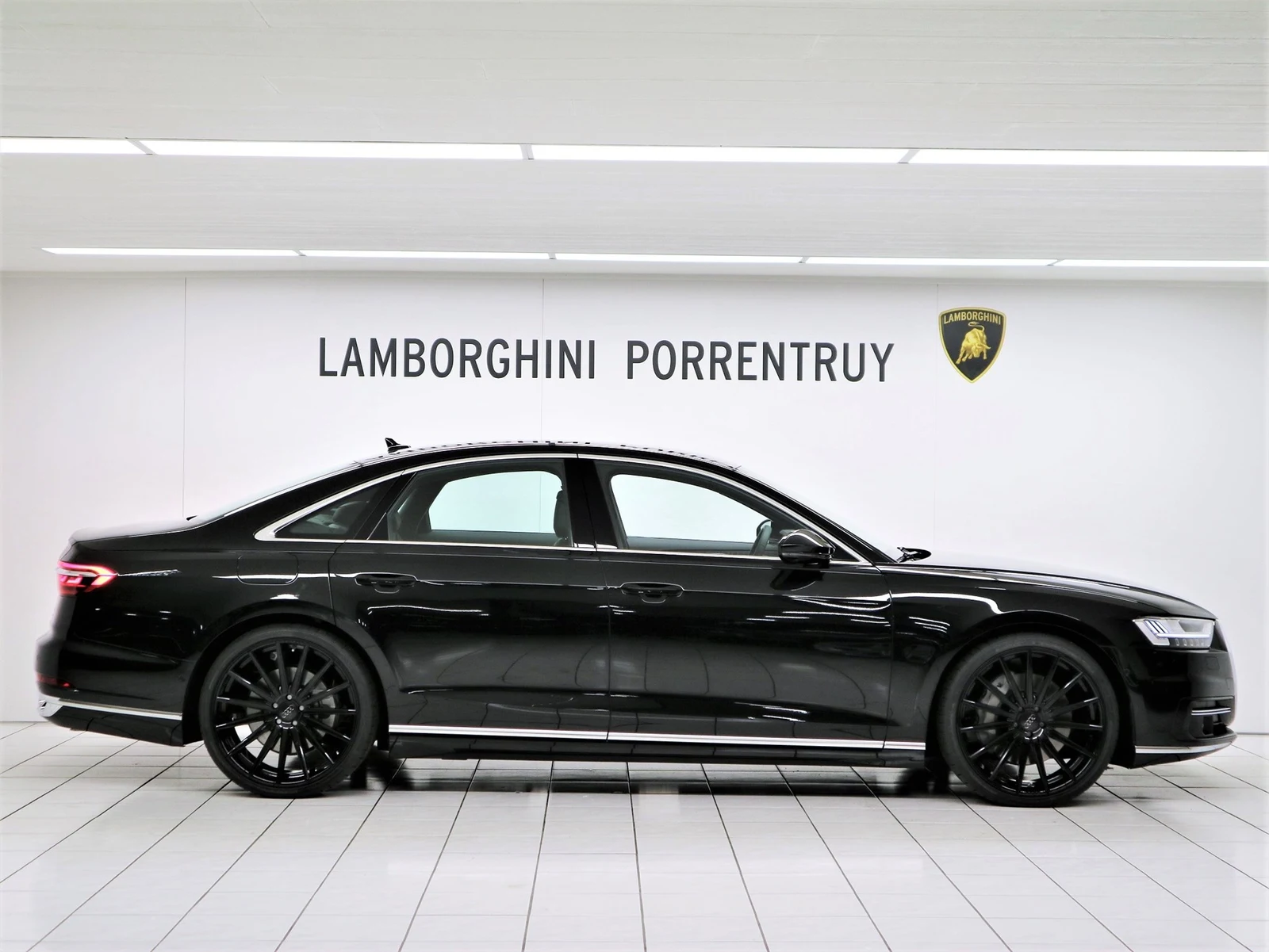 Audi A8 55 TFSI quattro, 2/8