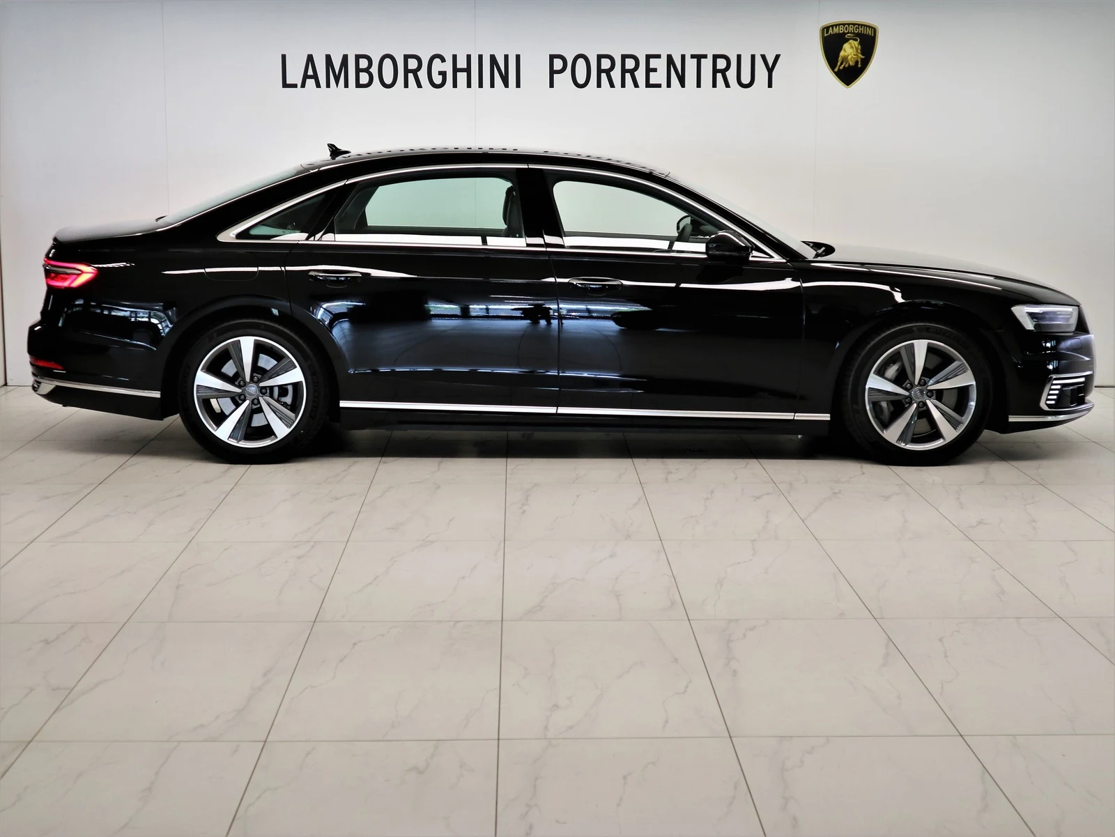 Audi A8 L 60 TFSI e quattro, 4/8