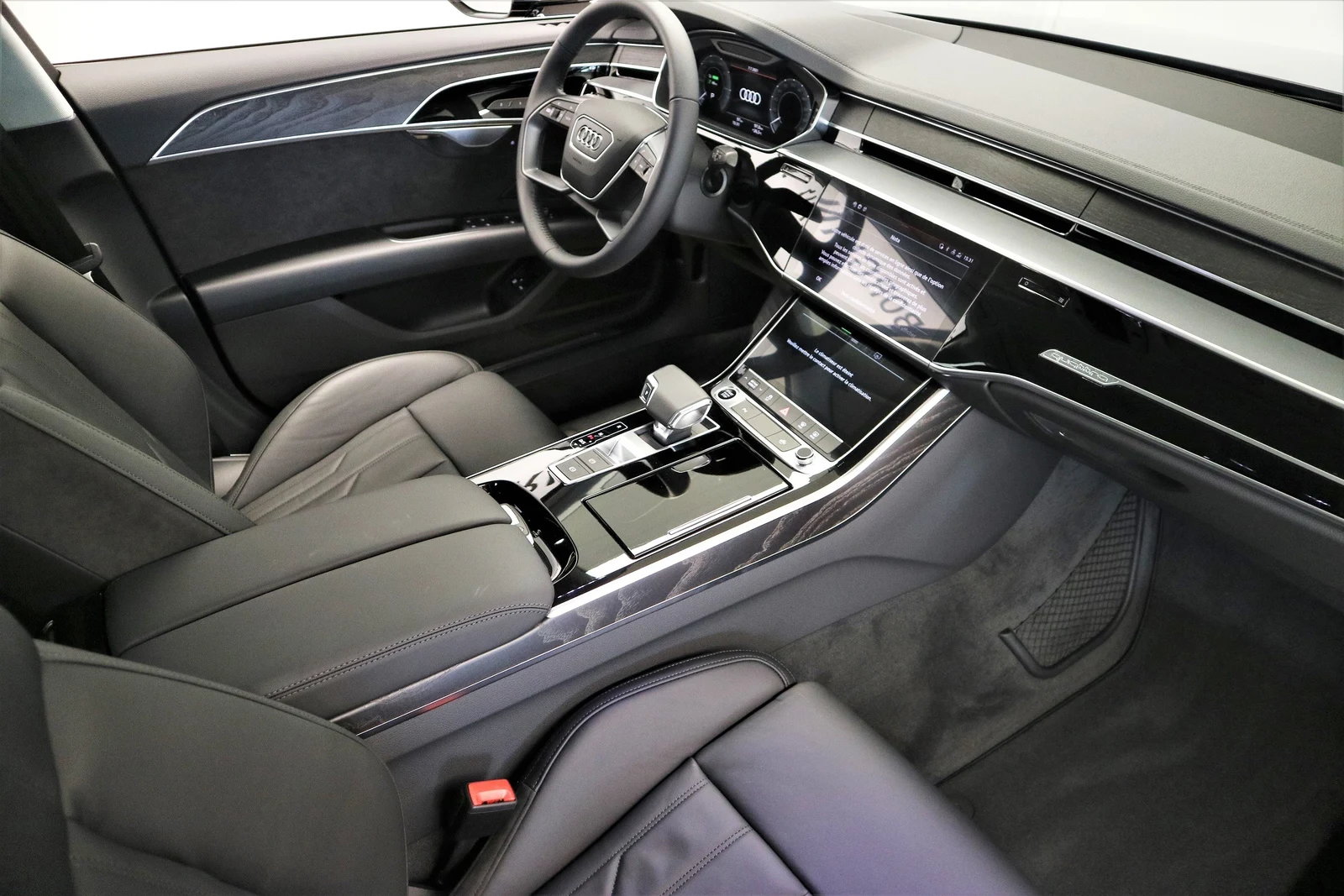 Audi A8 L 60 TFSI e quattro, 5/8