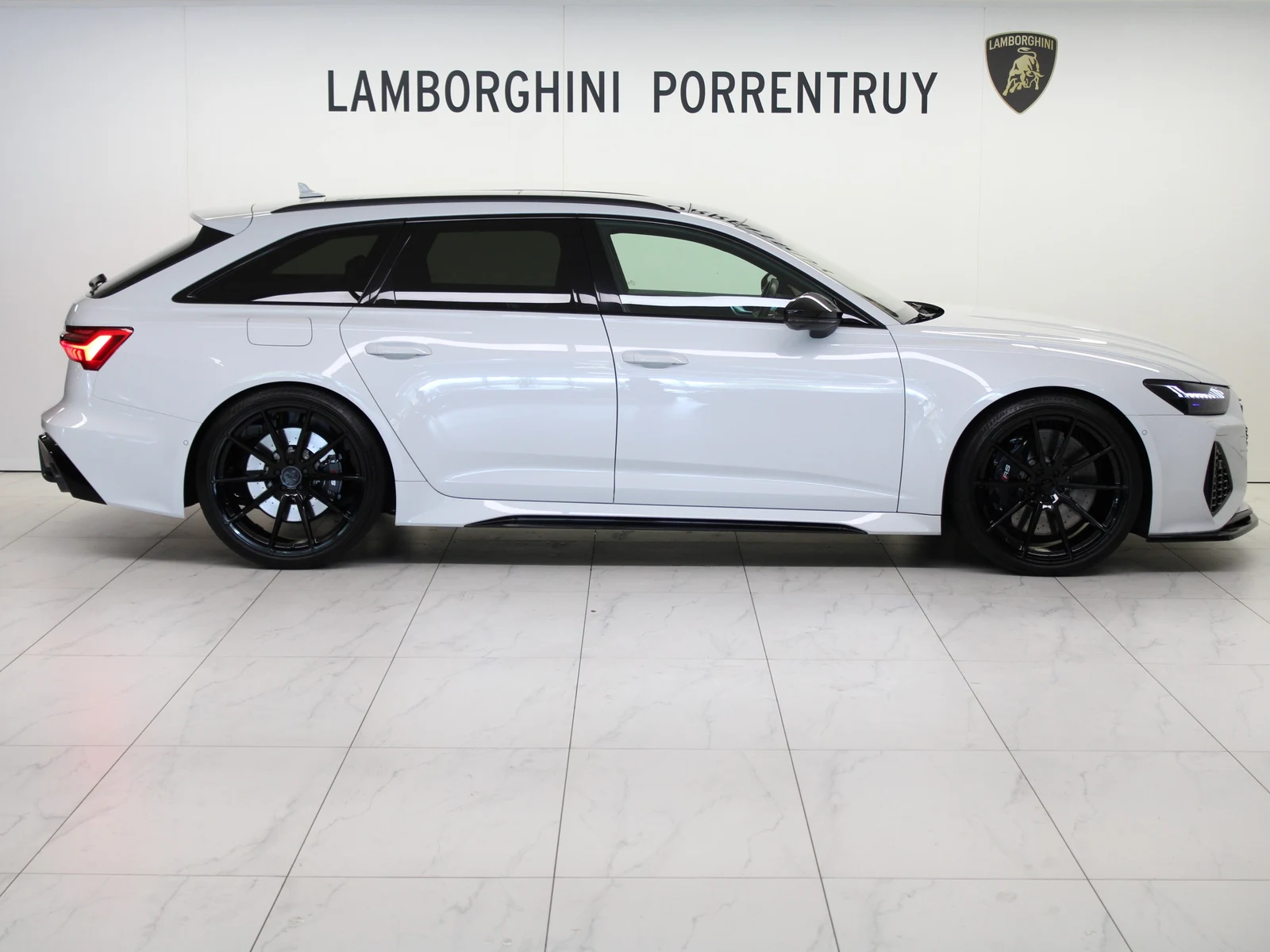 Audi RS 6 Avant Performance, 2/7