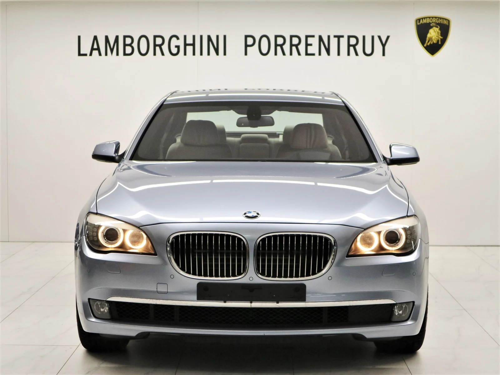 BMW 750i L (F02), 5/8