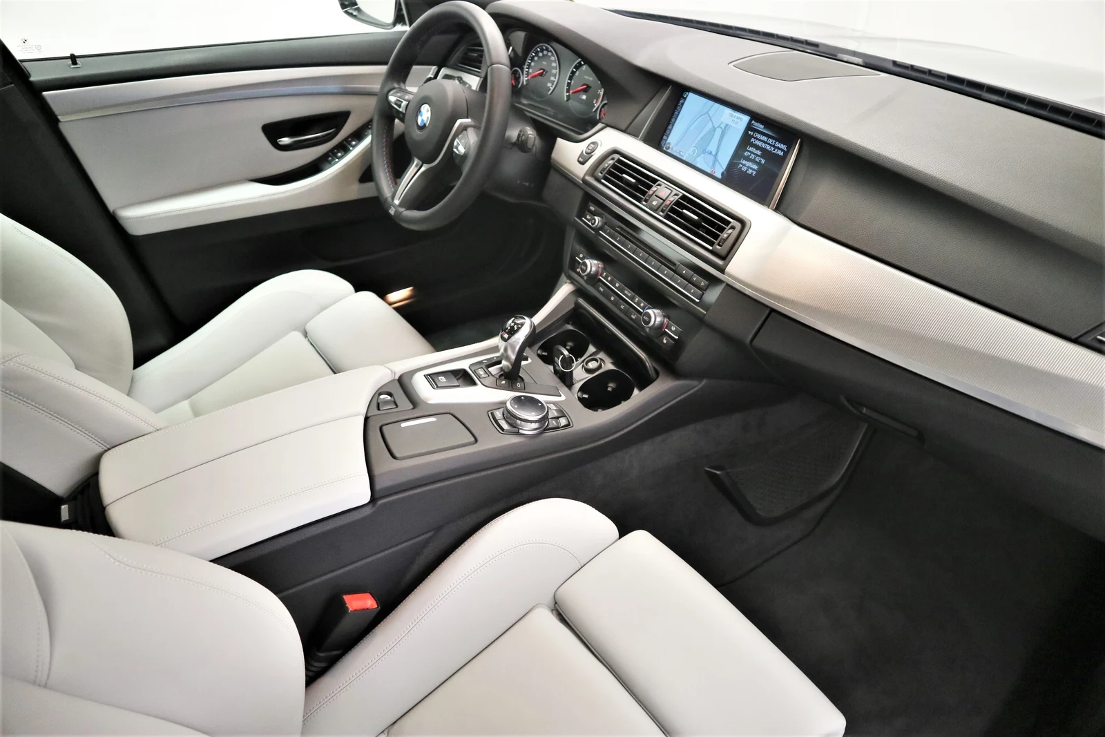 BMW M5 (F10), 3/3