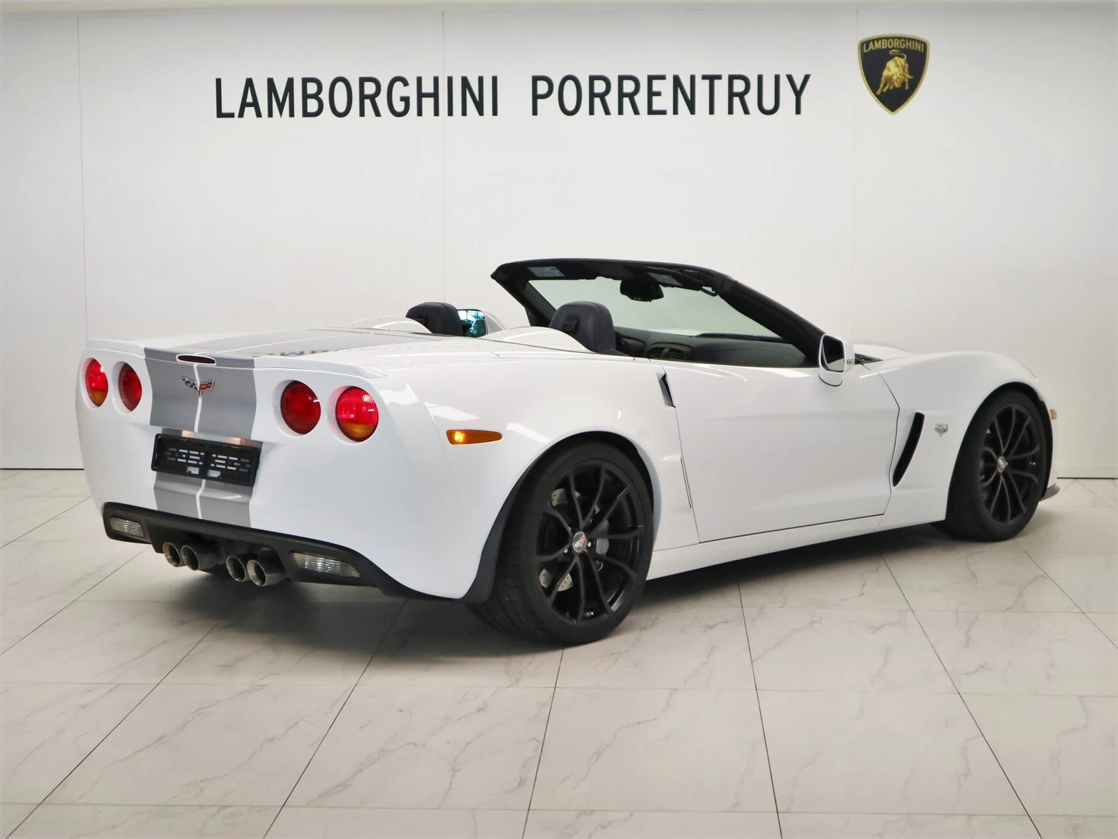 Chevrolet Corvette 427 Convertible 60th Anniversary, 3/8