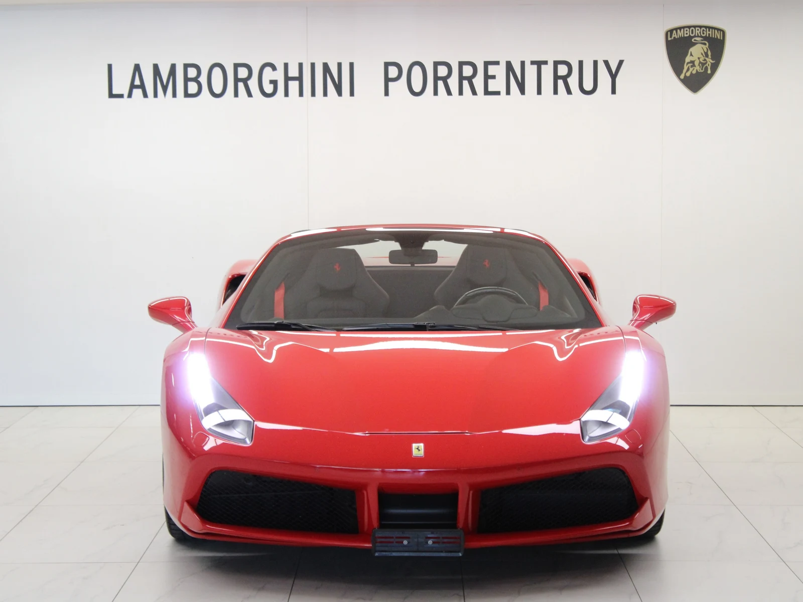 Ferrari 488 Spider, 5/7