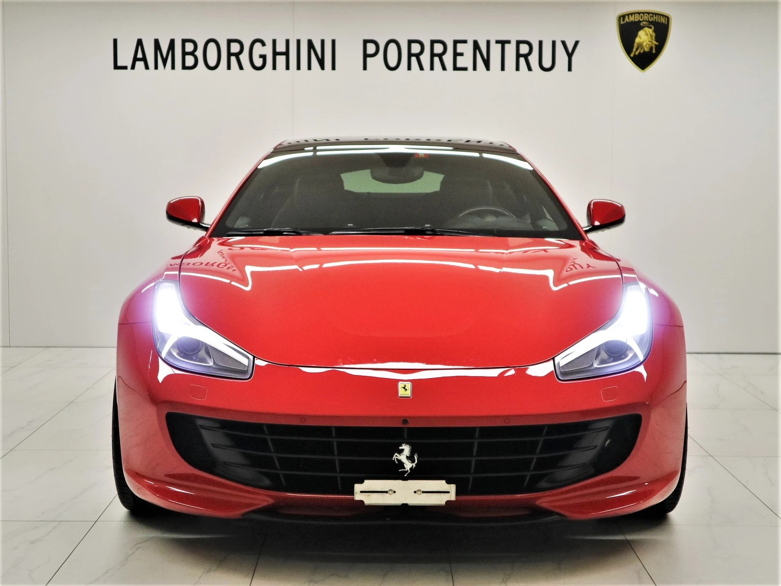 Ferrari GTC4Lusso, 5/8