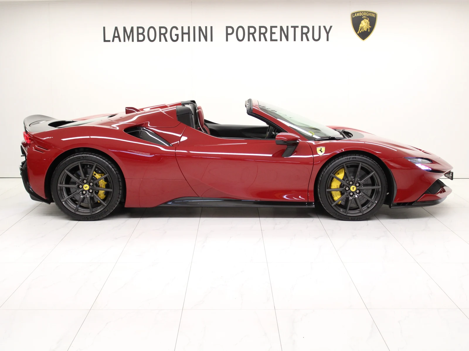 Ferrari SF90 Spider Assetto Fiorano, 2/8