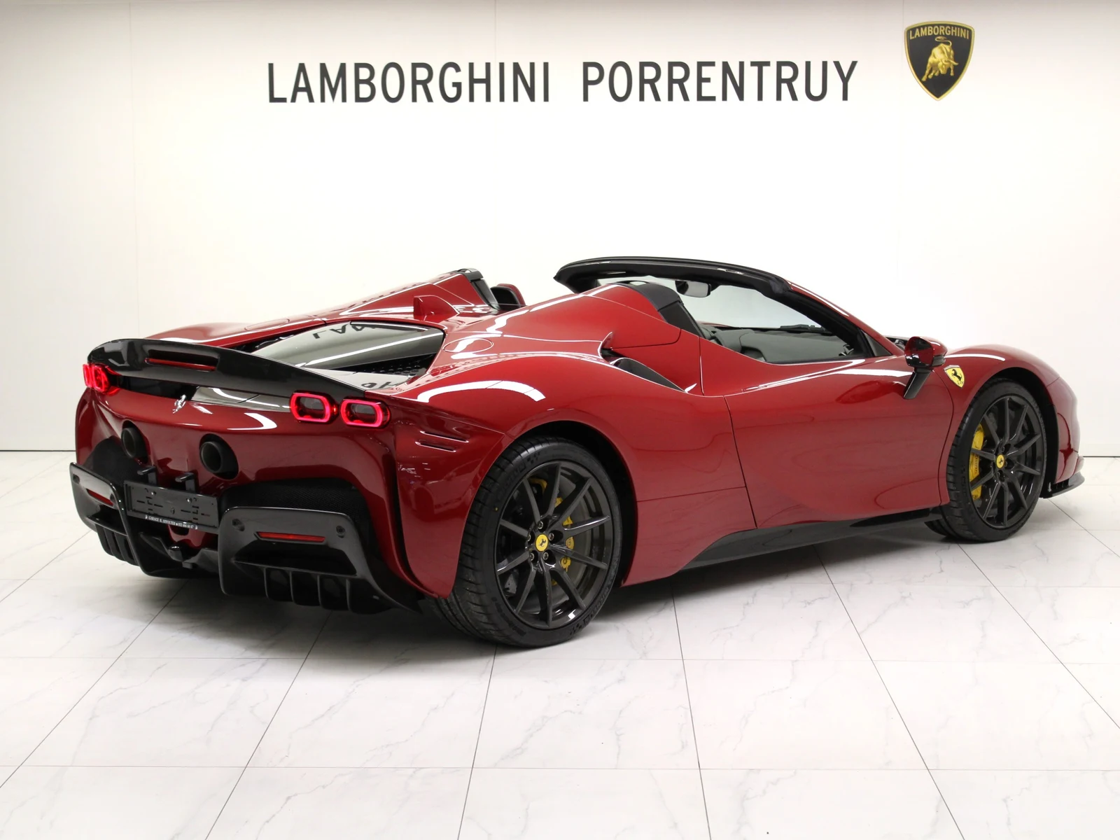 Ferrari SF90 Spider Assetto Fiorano, 3/8