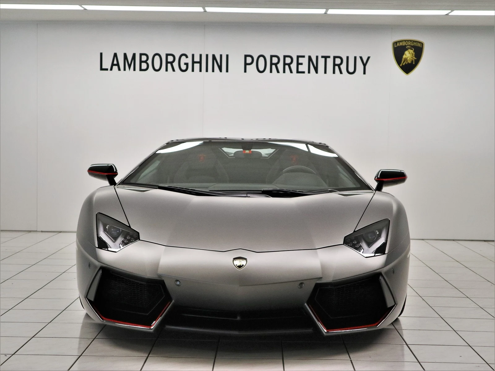 Lamborghini Aventador LP 700-4 Roadster Pirelli Edition, 4/8