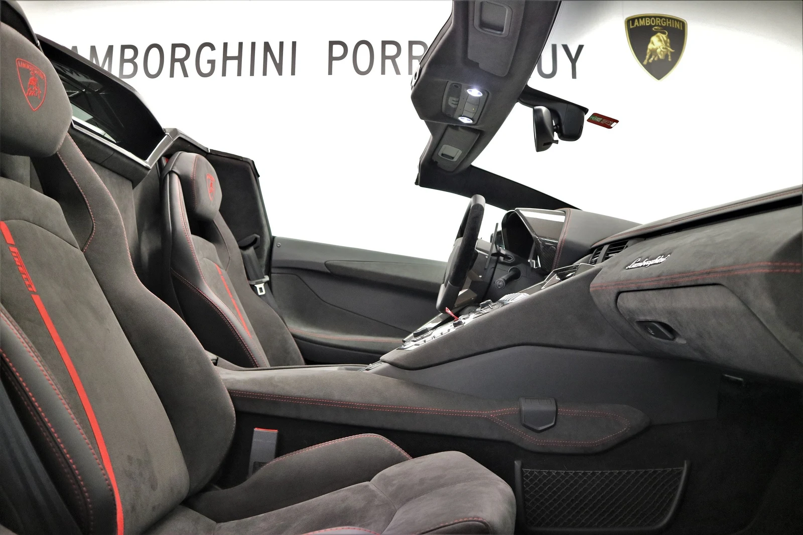 Lamborghini Aventador LP 700-4 Roadster Pirelli Edition, 7/8