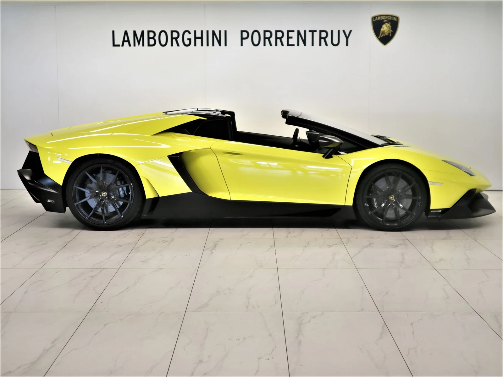 Lamborghini Aventador LP 720-4 Roadster 50° Anniversario, 2/8