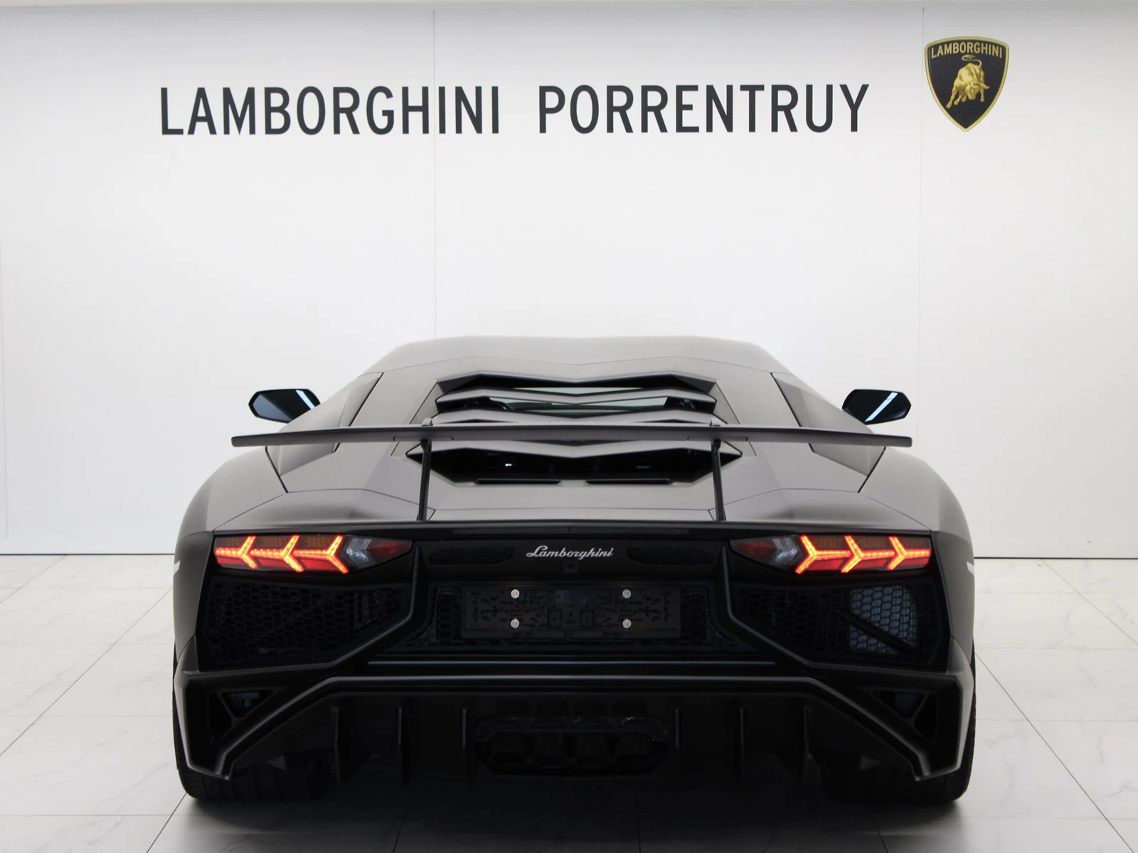 Lamborghini Aventador LP 750-4 SV, 4/7