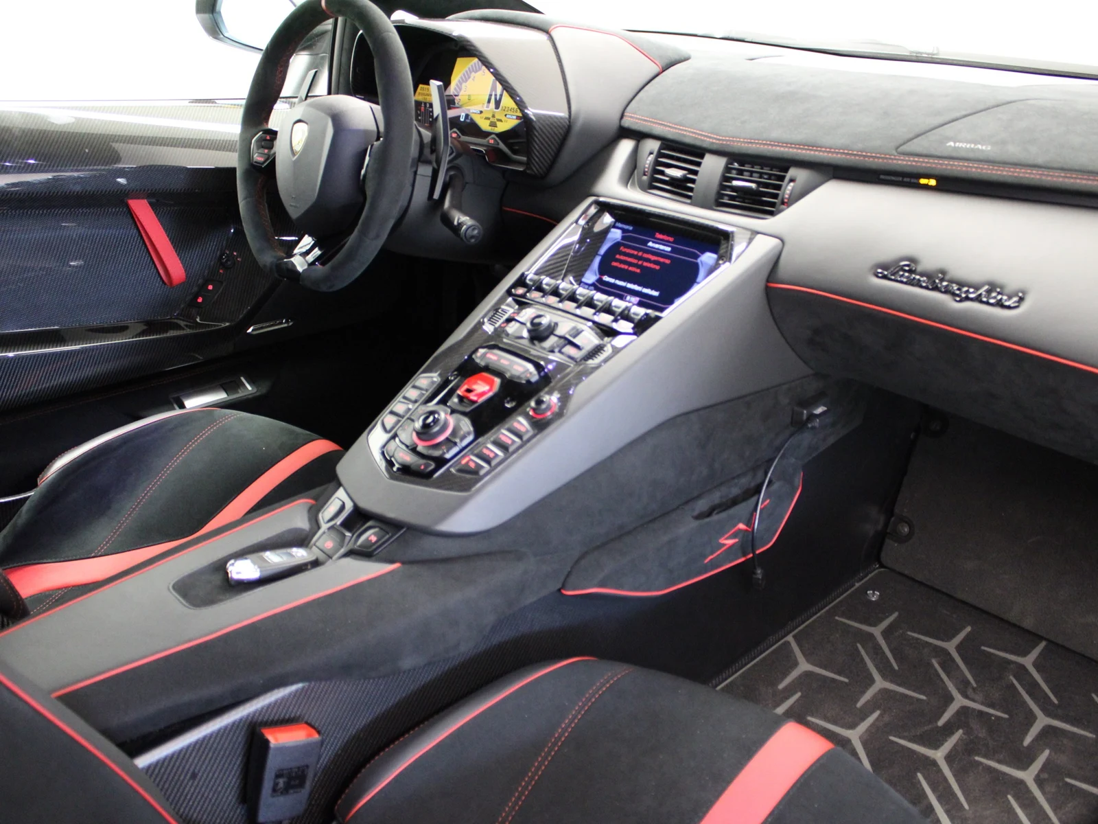 Lamborghini Aventador LP 750-4 SV, 6/7