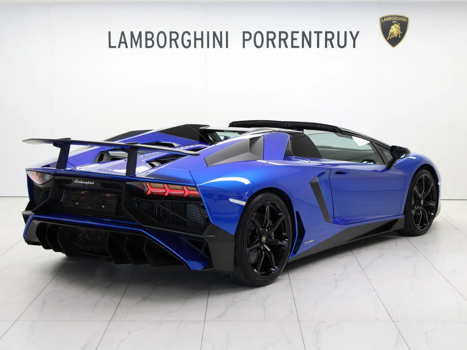 Lamborghini Aventador LP 750-4 SV Roadster, 3/9